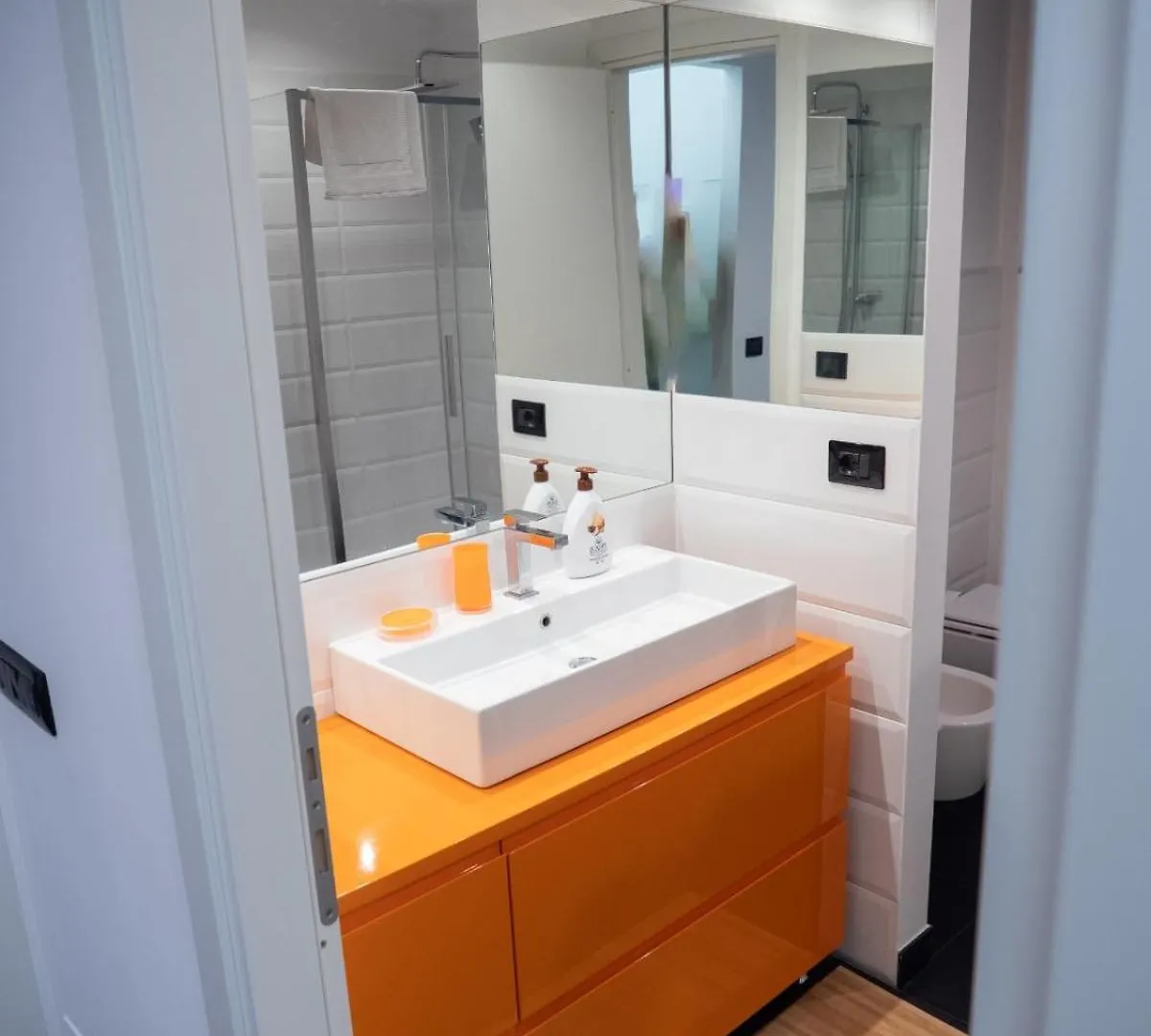 Conca D'Oro Colors - Metro & Wi-Fi Apartment Rome